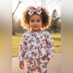 Jessica Simpson Baby Girl Floral Outfit | 2-Piece Set 18M
